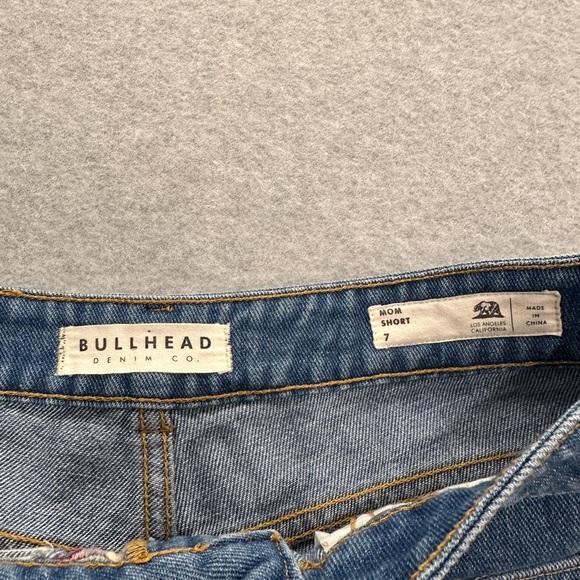 Bullhead Denim Co. Mom Short - Picture 2 of 6